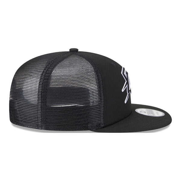 OKC THUNDER NEW ERA BLACK & WHITE TRUCKER HAT - Right View