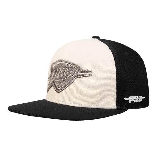 OKC THUNDER PRO STANDARD FRENCH TERRY PINCH SNAPBACK in White and Black - Front Left View