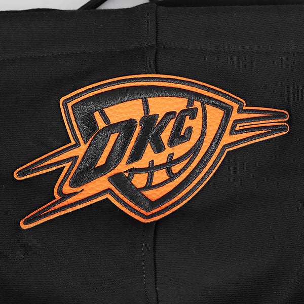 OKC THUNDER PRO STANDARD PEBBLED LEATHER HOODIE - Hood Detail