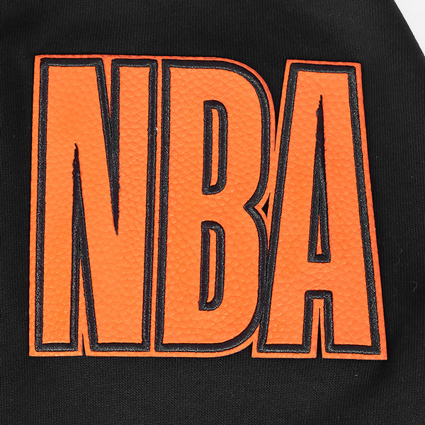 OKC THUNDER PRO STANDARD PEBBLED LEATHER CREWNECK SWEATSHIRT - Sleeve Detail