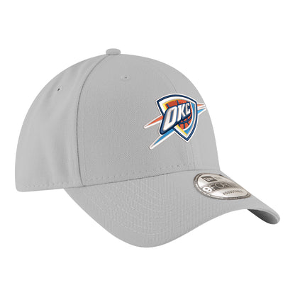 YOUTH OKC THUNDER NEW ERA 940 GREY ADJUSTABLE HAT IN GREY - FRONT RIGHT VIEW